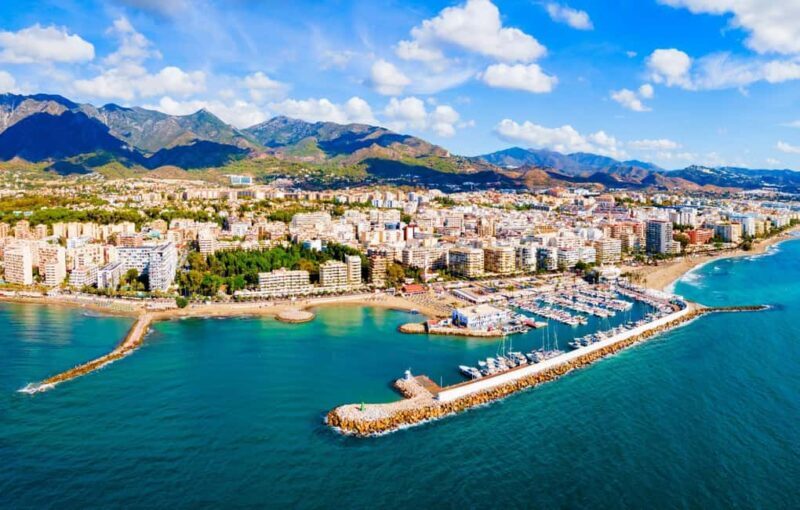 Málaga: Marbella & Puerto Banús Coastal Glamour Tour - Key Points