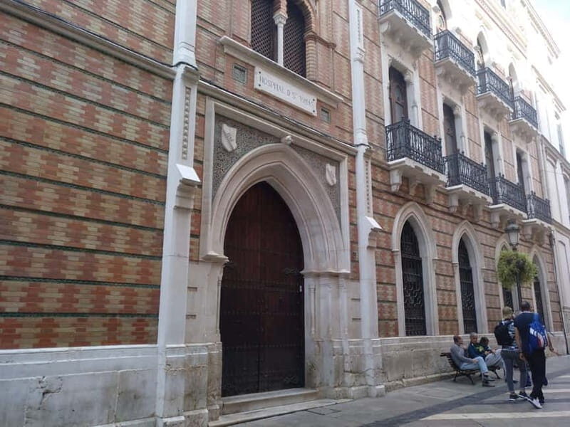 Malaga: old town walking tour & flamenco show - Potential downsides