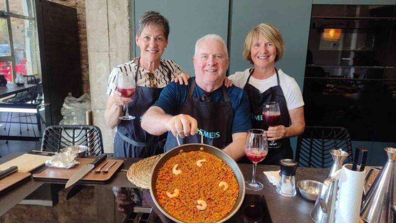Málaga: Paella and Sangria Cooking Class with Market Visit - The Experience in Detail