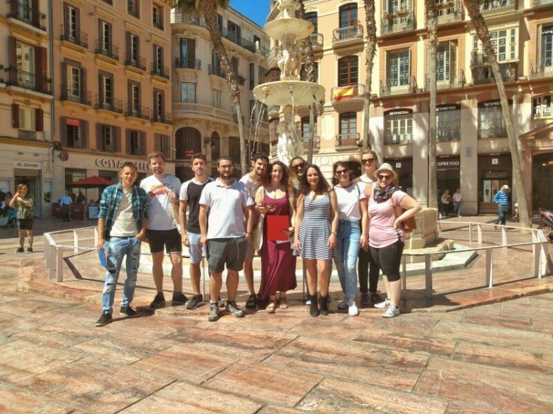 Málaga: Private Sightseeing Treasure Hunt - Who Will Enjoy This?