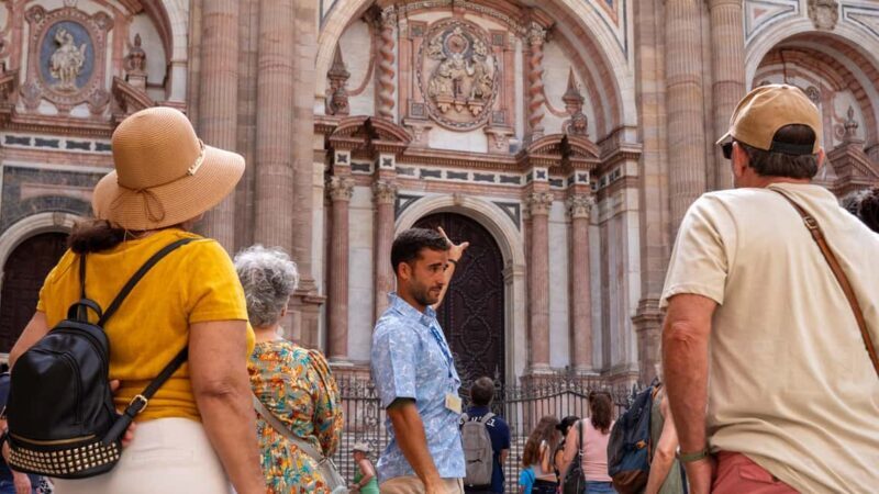 Málaga Private Walking Tour, Roman Theater, and Alcazaba with Tickets - The Heart of Málaga: What You Can Expect