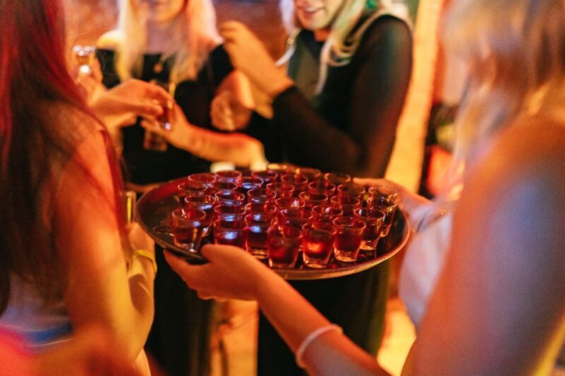 Malaga: Pubs and Clubs Crawl - Key Points