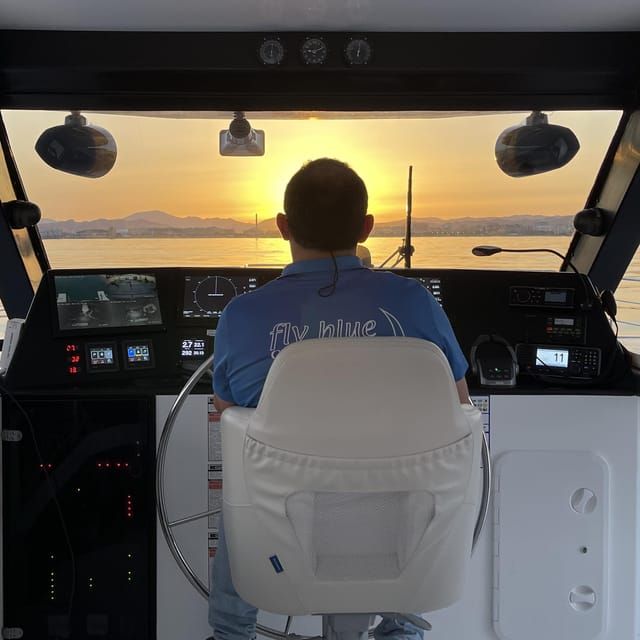 Málaga: Sunset Catamaran Trip - Seating Strategy: Nets, Deck Spots, and First-Come Reality