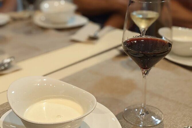 Malaga: The Ultimate Flamenco & Tapas Tour - Food and Drinks: A Tasty Journey