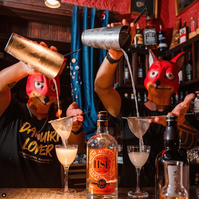 Málaga: Top - Cocktail guided tour - The Sum Up