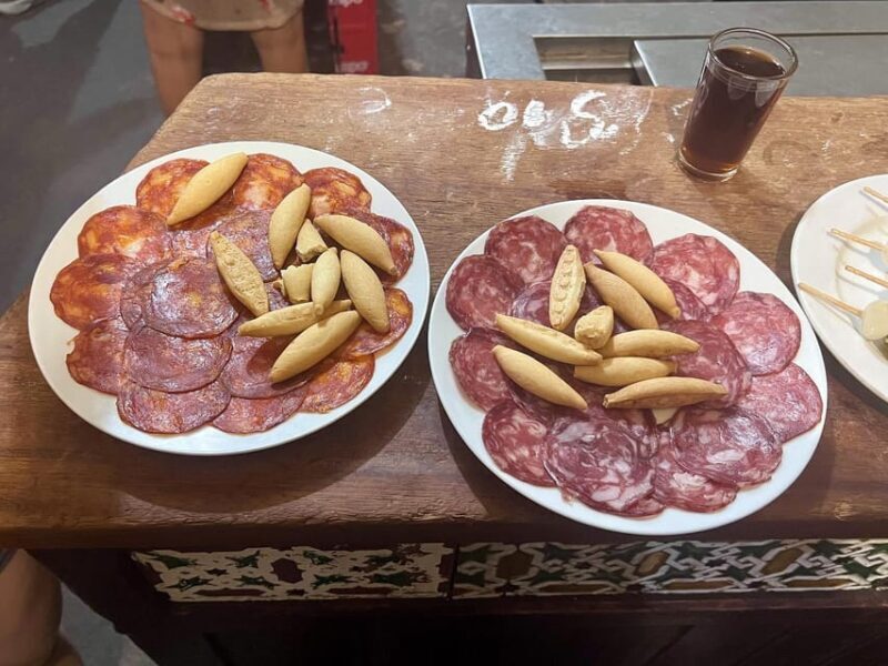 Malaga: Wine and Tapas Tour with Tastings and Drinks - Who Is This Tour Best Suited For?