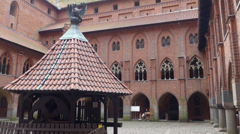 Malbork Castle Tour: 6-Hour Private Tour - FAQ
