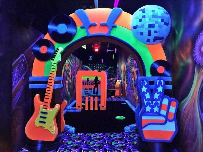 Mall of America: Rock of Ages Blacklight Mini Golf Ticket - Who Should Consider This Experience?