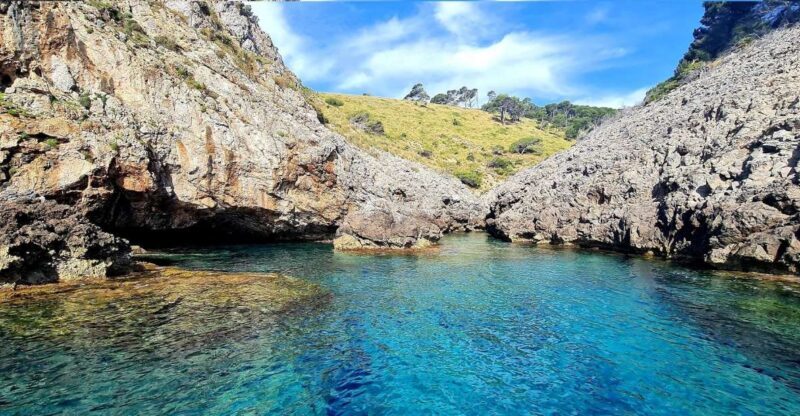 Mallorca Alcudia: Jack Sparrow Cave Jet Ski Tour - What to Expect: A Closer Look