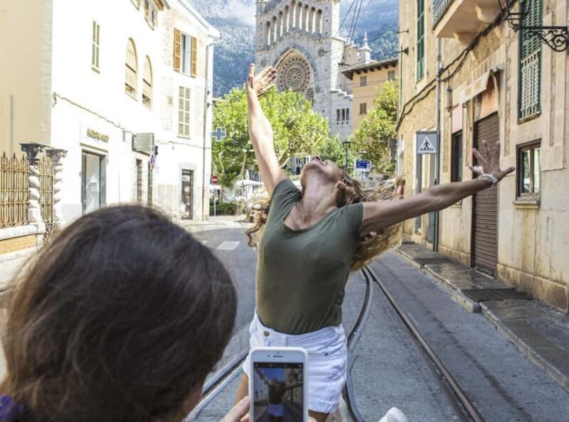 Mallorca Island Tour with Boat, Train, Tram and Bus - FAQ