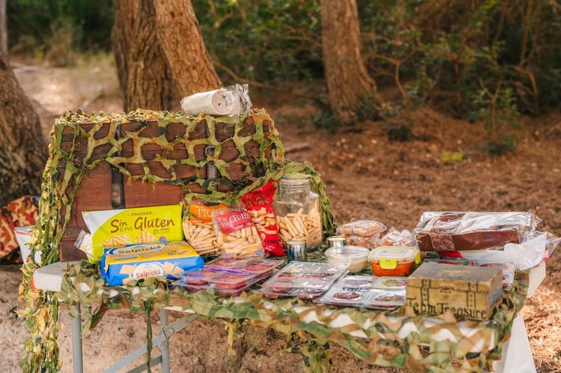 Mallorca: Kayaking, Sea Cave, Cliff Jumping & Snorkel Tour - Picnic by the water: the perfect cooldown