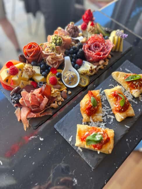 Mallorca: Mediterranean kitchen party with cooking class and wine tasting - Logistics and Practicalities