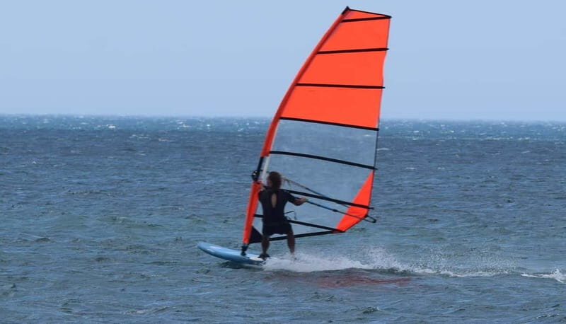 Malmö: Beginner class Dynamic Windsurfing - What to Expect from This Windsurfing Course