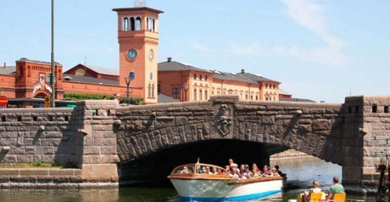 Malmö: Sightseeing and Landmarks tour by bike - Practical Tips for Your Bike Tour