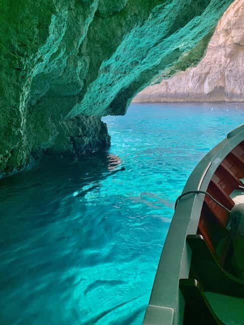 Malta: 5 hr Vintage Bus Tour - Mdina & Blue Grotto inc. food - FAQs