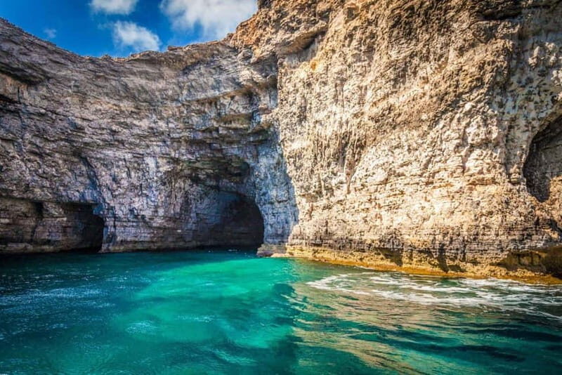 Malta: Comino, Blue & Crystal Lagoon, Gozo & Seacaves - Key Points