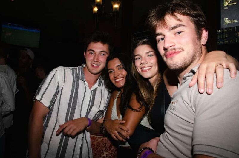 Malta: New Year's Eve Pub Crawl with 1-Hour Open Bar - Starting off: What to Expect