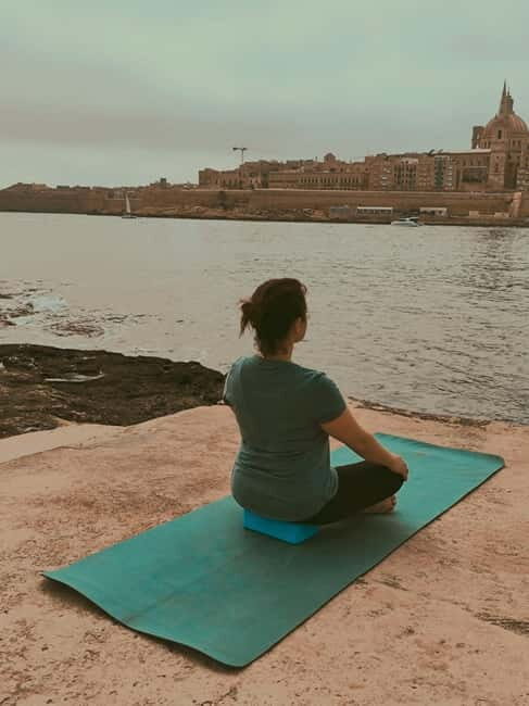 Malta: Private Yoga class close the Sea - Key Points