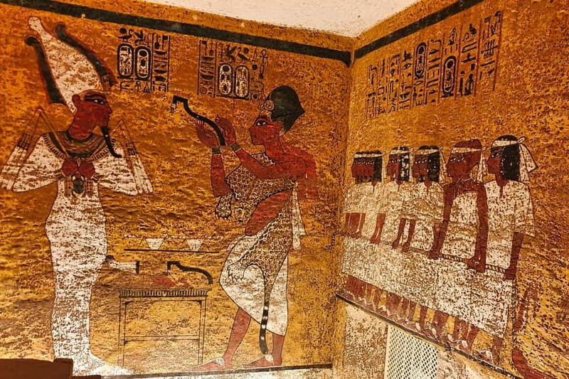 Manchester Museum Private Guided Tour with Admission - Why Choose the Manchester Museum Private Guided Tour?