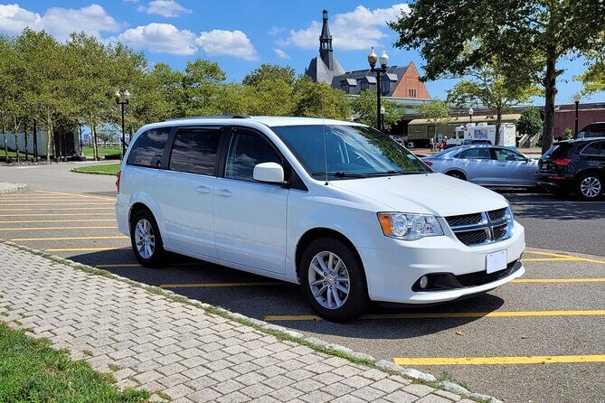 Manhattan Cruise Terminal to LGA Airport XL Mini Van - FAQs