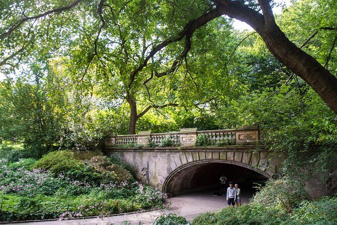 Manhattan Neighborhood Private Customized Walking Tour - The Itinerary Breakdown