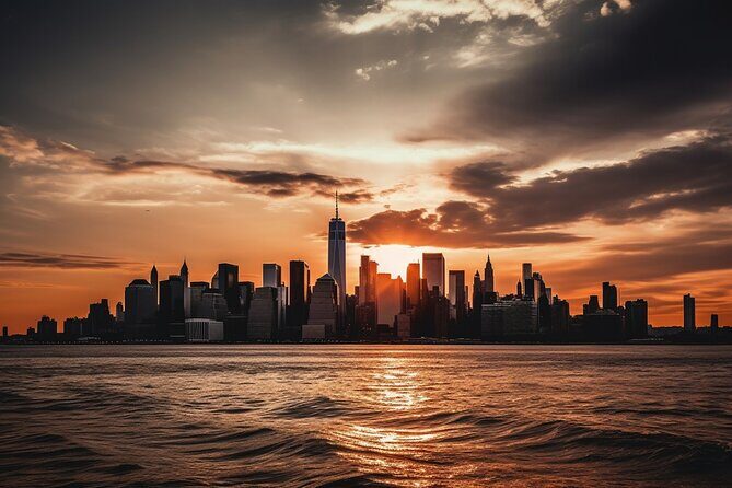 Manhattan Skyline and Statue Night Cruise - The Sum Up