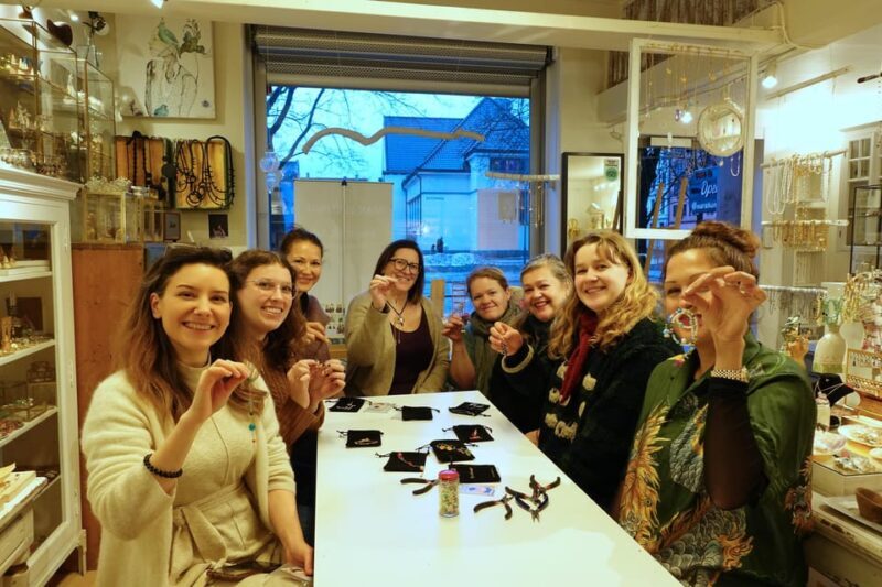 Maral Kunst : Jewelry Bar Experience (Jewelry Making) - Key Points