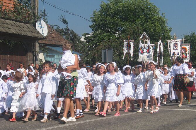 Maramures Day Tour (trip start in Bucovina, end in Sighetu M.) - The Full Itinerary Breakdown