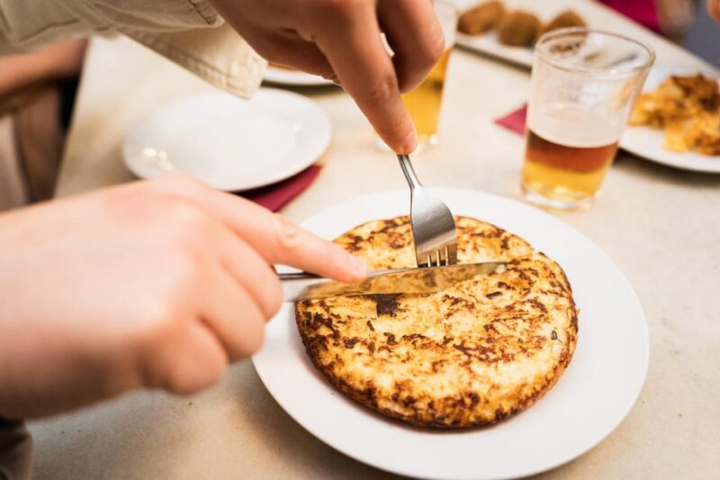 Marbella Food Tour with Tapas & Drinks with a Local - Key Points