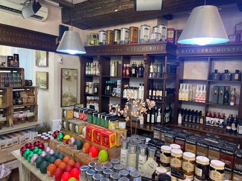 Marbella: Guided Bike Tour with Tapas Tasting and Drinks - Unique Highlights: Olive Oil and Tapas