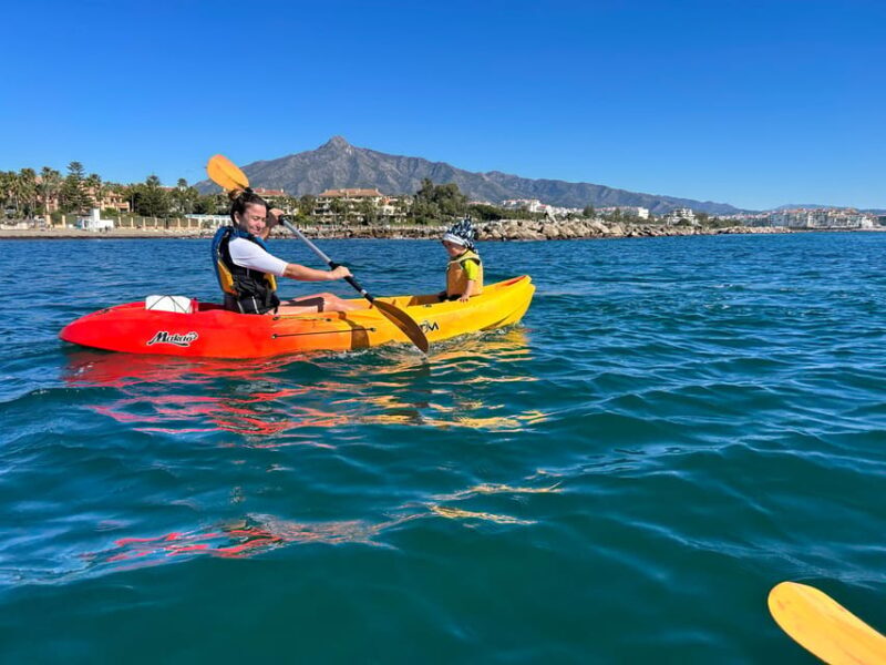 Marbella: Guided Kayak Tour in Puerto Banús - The Magic of Sunrise or Morning Paddling
