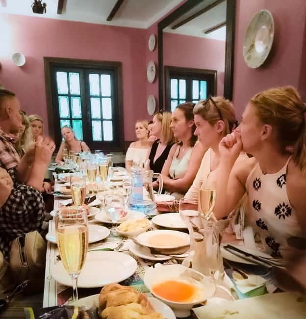 Marbella: Hidden Taverns, Tapas & Wine in the Old Town - A Deep Dive into the Marbella Tapas & Wine Tour