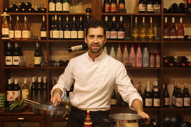 Marbella old town tour with Tapas and Wines - Discovering Marbella’s Old Town with Tapas and Wines: A Detailed Look