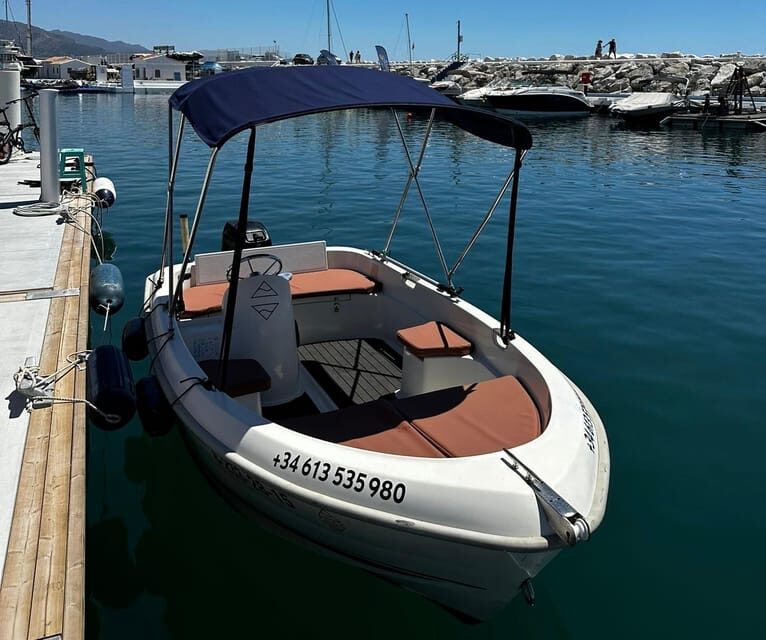 Marbella: Puerto Banús Boat Rental with No License Needed - An Honest Look at the Experience