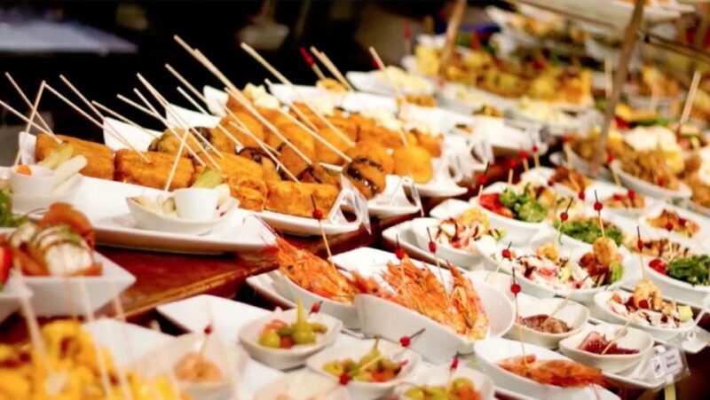 Marbella: Tour of the Old Town with Tapas & Wine - What Travelers Are Saying