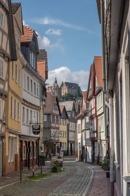 Marburg: guided photo tour to main sights and hidden spots - Key Points