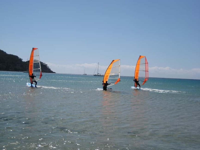Mariehamn, Åland: Beginner Class Dynamic Windsurfing - Who Should Consider This Tour?