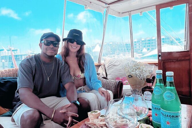 Marina Del Rey Luxury Yacht Experience - A detailed look at what this yacht experience offers