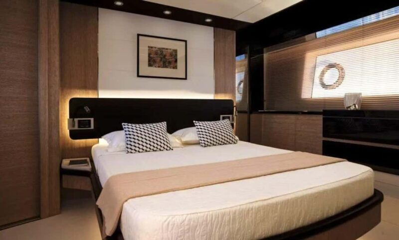 Marina Del Rey: Private Half-Day Azimut Yacht Charter - Practical Tips for Your Yacht Day