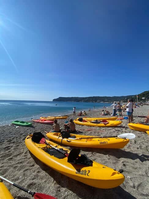 Marine Park of Bergeggi Island: Guided Kayak tour at sunset - Key Points