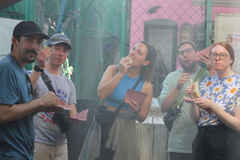 Market tour and all gastronomy included - Authenticity and Value for Money