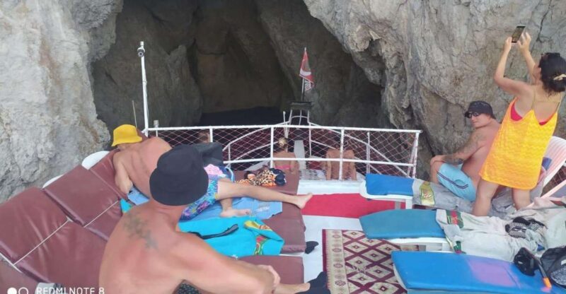 Marmaris Boat Trip Lunch & Unlimited Soft & Alcoholic Drinks - Key Points