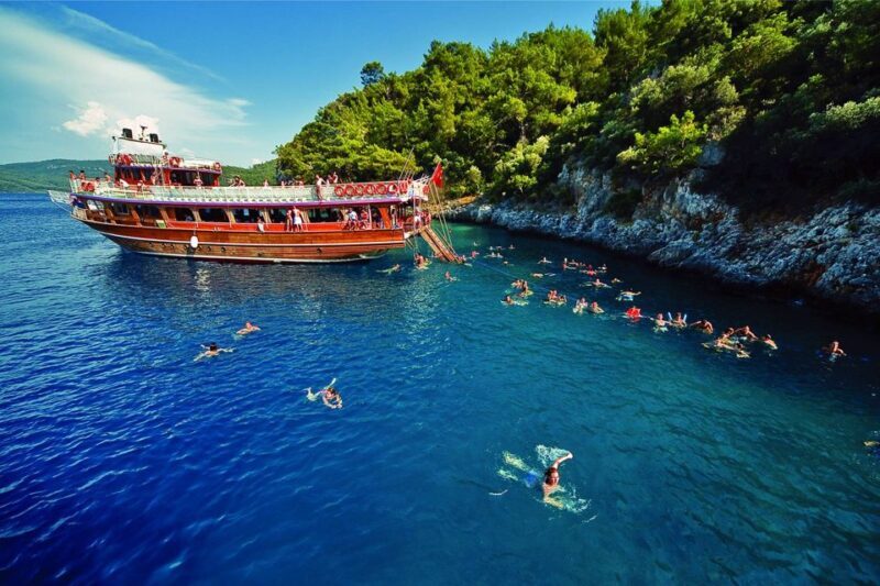 Marmaris: Boat Trip with Unlimited Drinks and BBQ Lunch - Who Will Love This Trip?