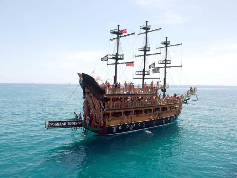 Marmaris: Pirate Boat Sunrise or Night Cruise with Drinks - What to Expect Onboard