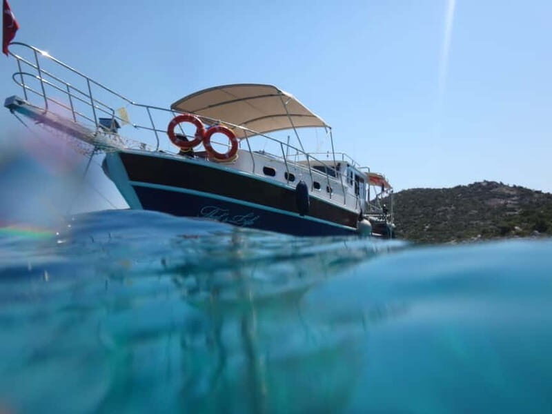 Marmaris: Private Boat Cruise w/ Lunch and Soft Driks - FAQs