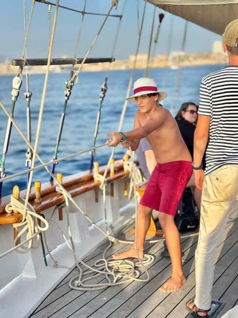 Marseille: Day sailing in the heart of the Calanques with organic lunch and wine - Key Points