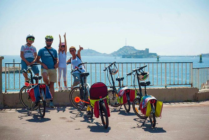 Marseille Grand E-Bike Tour : "le tour du Fada" - Stop 3: Palais du Pharo and Napoleon’s Palace-style views