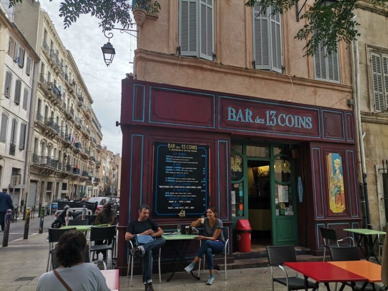 Marseille: Guided Pétanque Game with Local Aperitif - Key Points