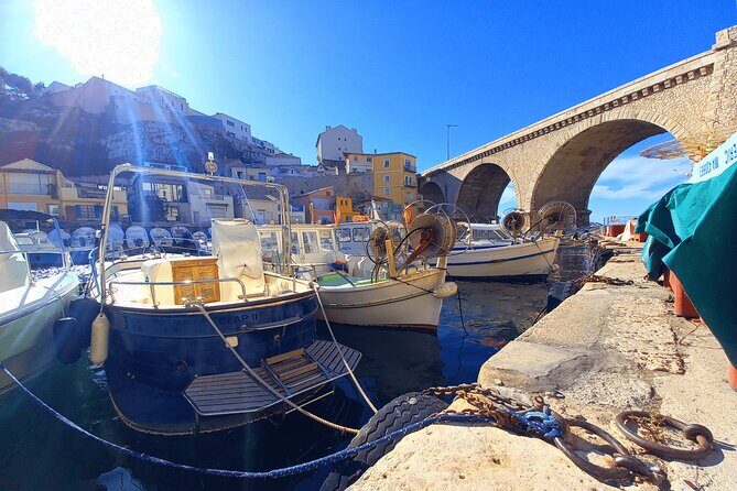 Marseille Guided Tour for 4 Hours with a Bilingual Local Guide - Key Points