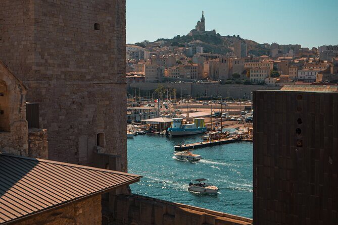 Marseille Old Town Exploration Game and Tour - Let’s Walk Through the Experience